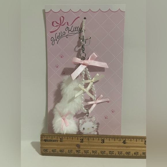 Hello Kitty Ballerina Phone Charm - Picture 5 of 5